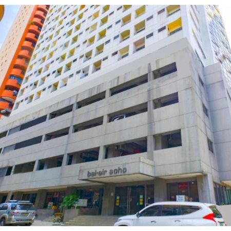 Oyo 769 Poblacion Suites Polaris Макати Экстерьер фото